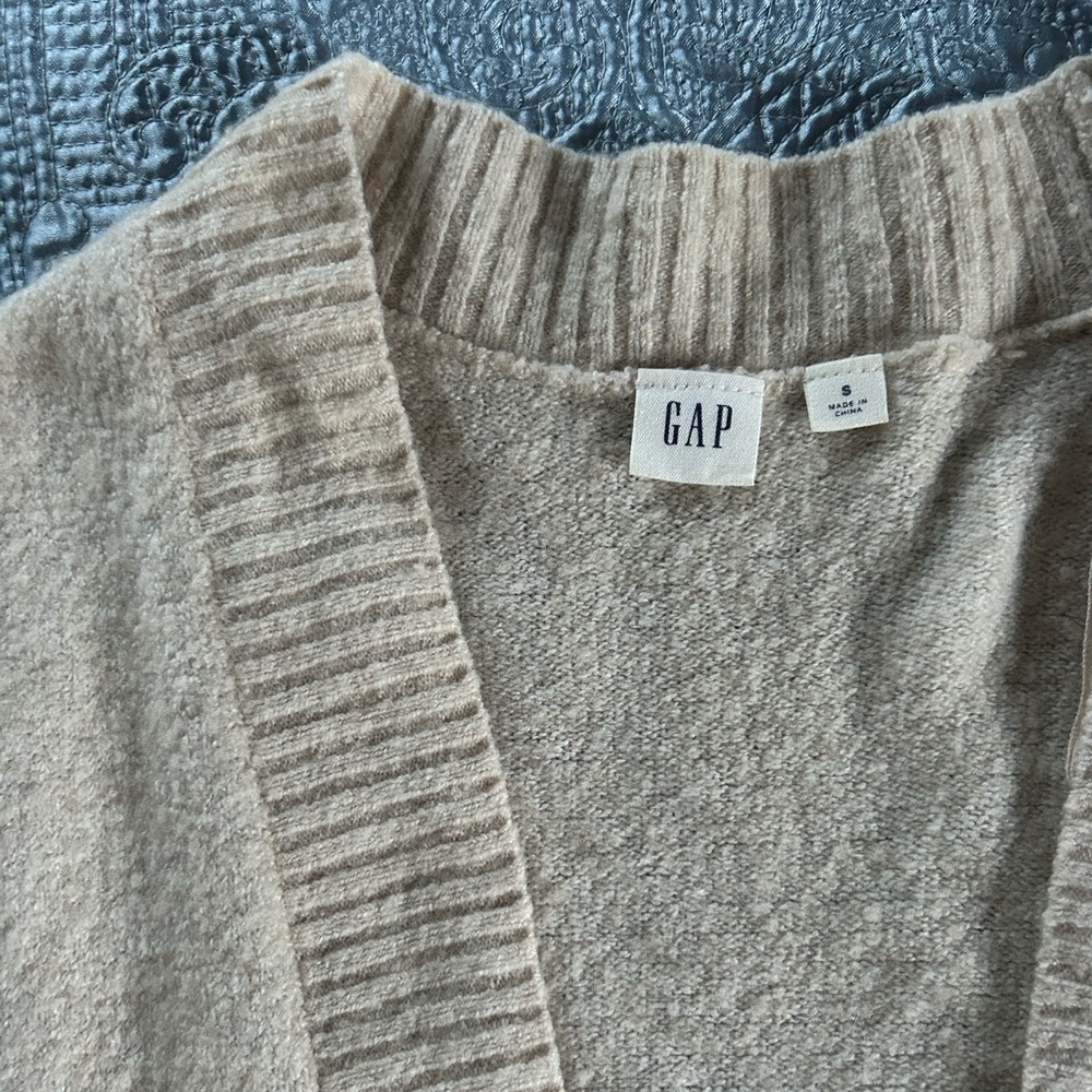 GAP Women's Light Brown Cardigan - Picture 3 of 8